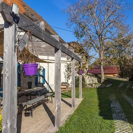 Le Galussel D'etape Et De Sejour Guest house 3*