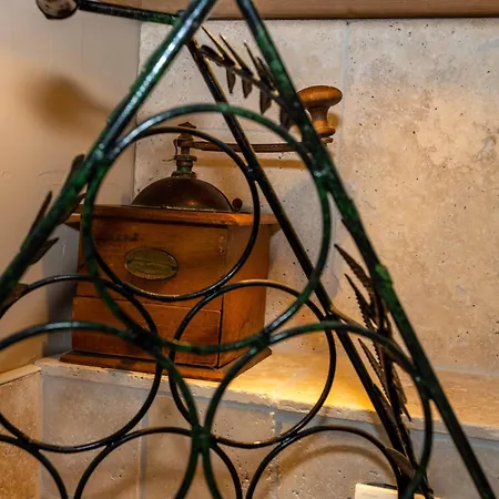 Le Galussel D'etape Et De Sejour Guest house