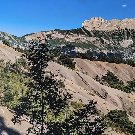 Le Galussel D'etape Et De Sejour 3*